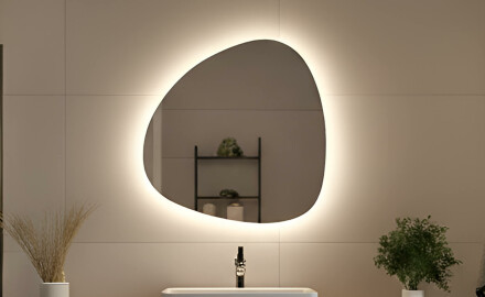 Uregelmæssigt dekorativt LED-oplyst spejl 54x54 cm med neutral lysfarve 4500K